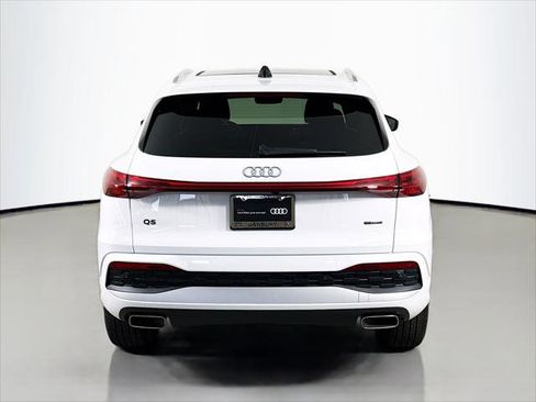 Certified 2025 Audi Q5 Premium w/ 19" Wheel Package AWD/4WD image 10