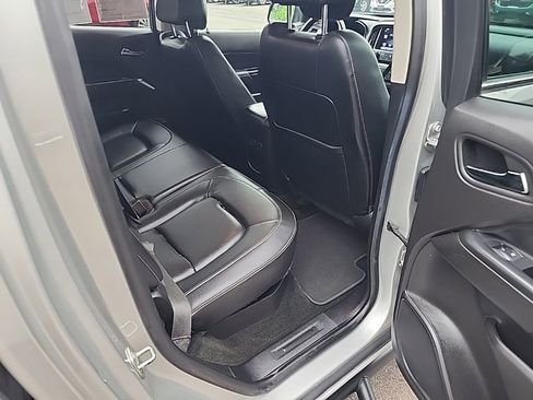 Used 2015 GMC Canyon SLT w/ Driver Alert Package AWD/4WD image 26