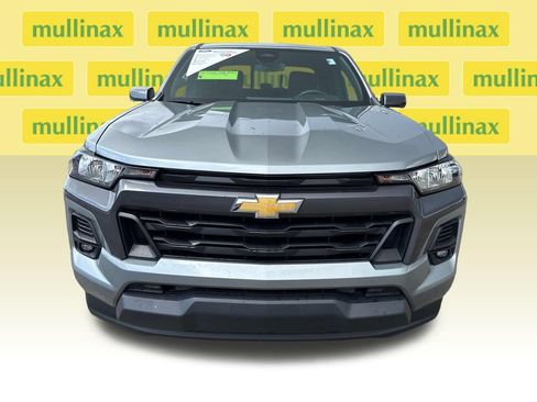 Used 2023 Chevrolet Colorado LT w/ LT Convenience Package RWD image 11