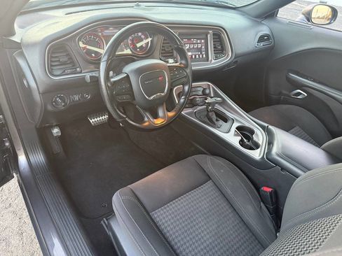 Used 2021 Dodge Challenger R/T image 9