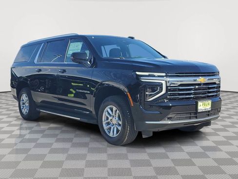 New 2026 Chevrolet Suburban LT w/ Comfort Package image 3