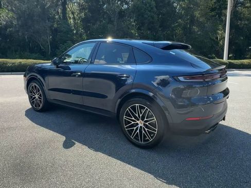 New 2025 Porsche Cayenne Coupe image 6
