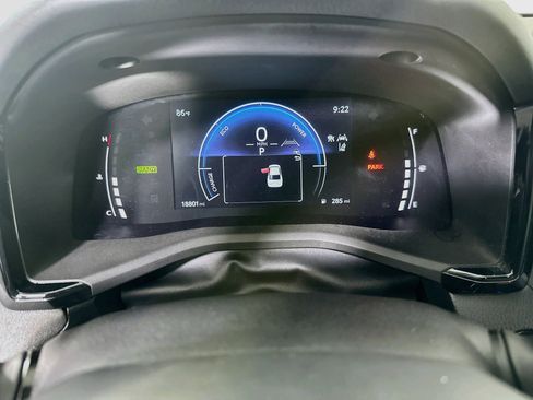 Used 2025 Toyota Camry LE FWD image 19
