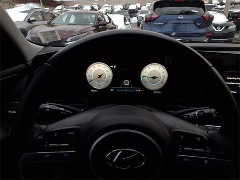 Used 2023 Hyundai Elantra Limited w/ Cargo Package image 14