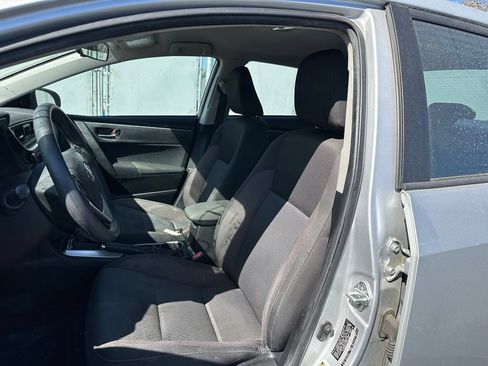 Used 2018 Toyota Corolla LE FWD image 9