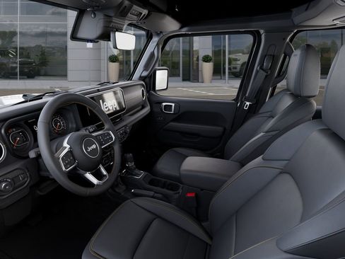 New 2026 Jeep Wrangler Unlimited Sahara AWD/4WD image 22
