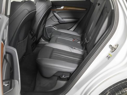 Used 2023 Audi Q5 2.0T Premium Plus w/ Premium Plus Package image 38