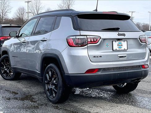 Certified 2022 Jeep Compass Altitude image 10