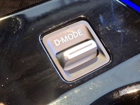 Used 2025 Nissan Murano SL image 24