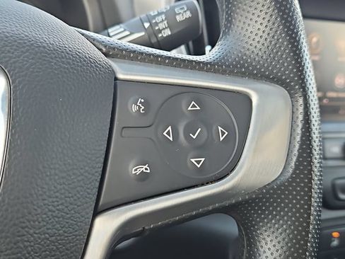 Used 2024 GMC Terrain SLE AWD/4WD image 25