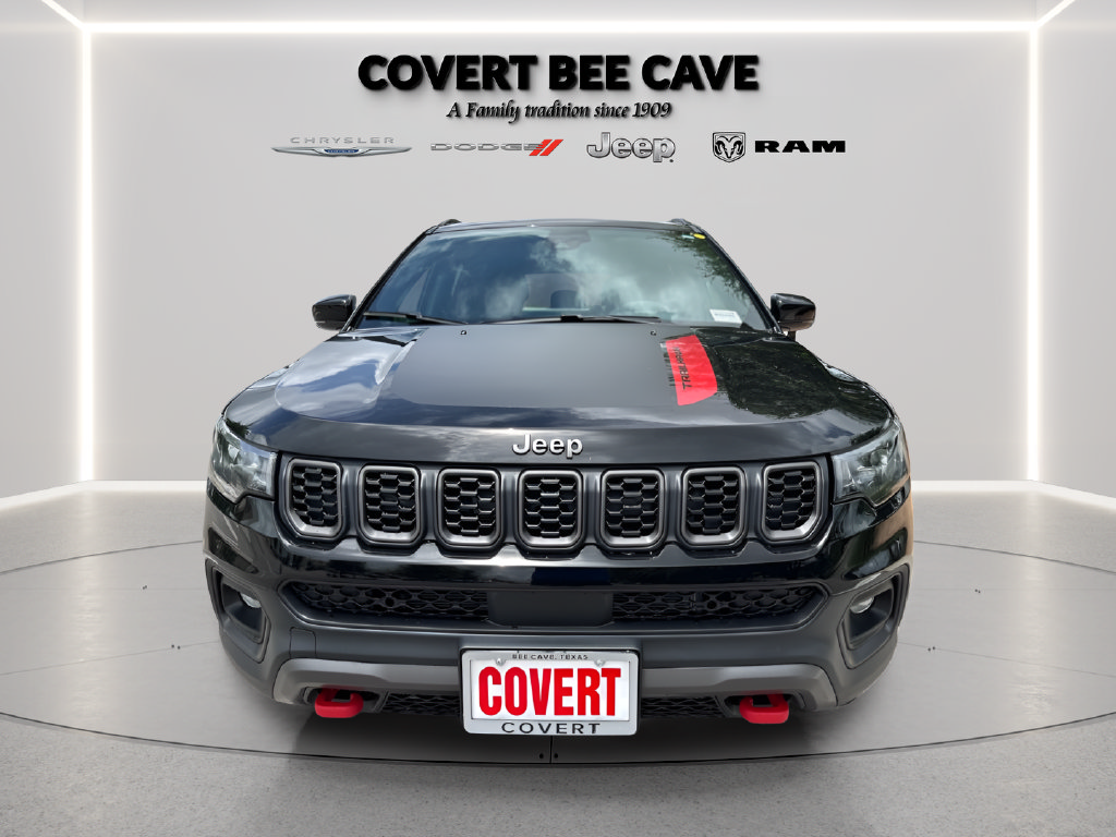 New 2026 Jeep Compass Trailhawk w/ Sun, Sound & Navigation Group AWD/4WD image 2