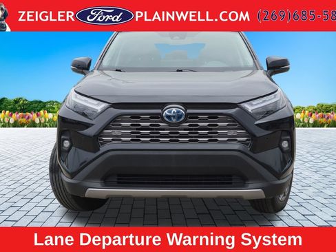 Used 2023 Toyota RAV4 Limited AWD/4WD image 8