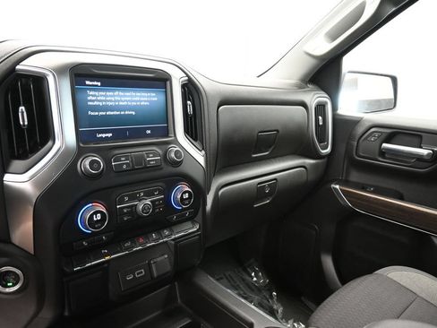 Used 2022 Chevrolet Silverado 1500 LT Trail Boss w/ Safety Package AWD/4WD image 24