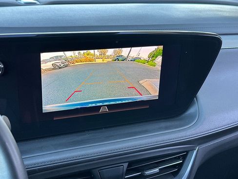 Used 2024 Buick Encore GX Preferred FWD image 18