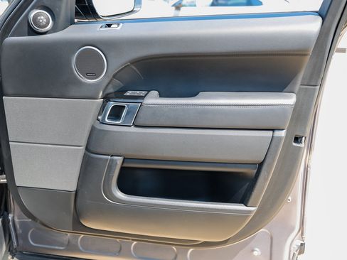 Used 2022 Land Rover Range Rover Sport HSE Silver Edition image 26