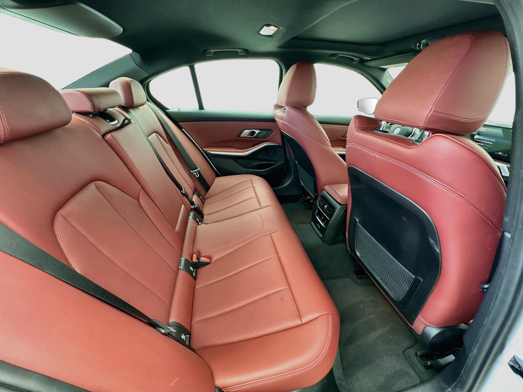 Used 2023 BMW 330e w/ Premium Package RWD image 19