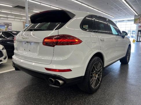 Used 2017 Porsche Cayenne S Platinum w/ Premium Package Plus (Pjy) AWD/4WD image 6