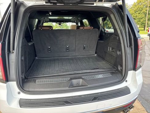 Used 2022 Chevrolet Suburban High Country w/ Max Trailering Package image 25