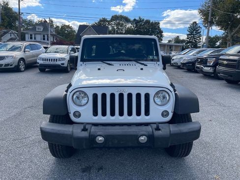 Used 2017 Jeep Wrangler Unlimited Sport w/ Quick Order Package 24S image 9
