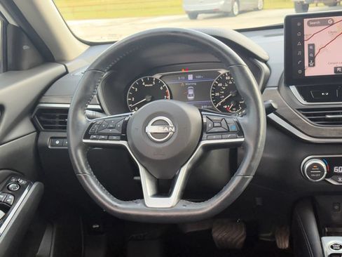 Used 2024 Nissan Altima 2.5 SL AWD/4WD image 23