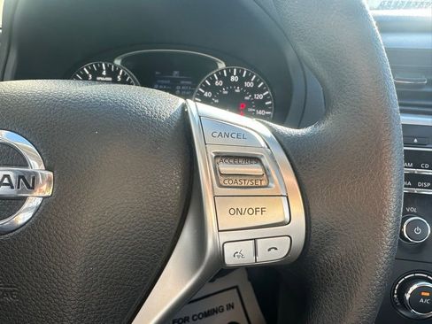 Used 2016 Nissan Altima 2.5 S w/ Power Driver Seat Package image 17