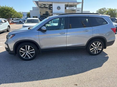 Used 2022 Honda Pilot Special Edition image 3