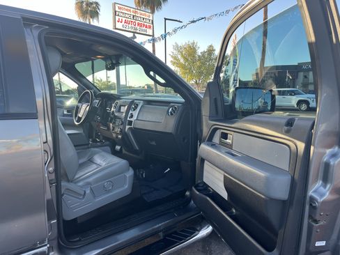 Used 2014 Ford F150 XLT w/ Equipment Group 302A Luxury image 15