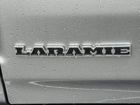 Used 2023 RAM 1500 Laramie AWD/4WD image 11