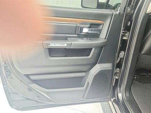Used 2017 RAM 1500 Laramie w/ Convenience Group image 24