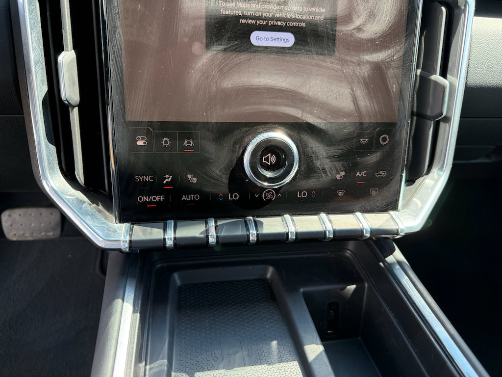 Used 2024 GMC Acadia Elevation AWD/4WD image 23