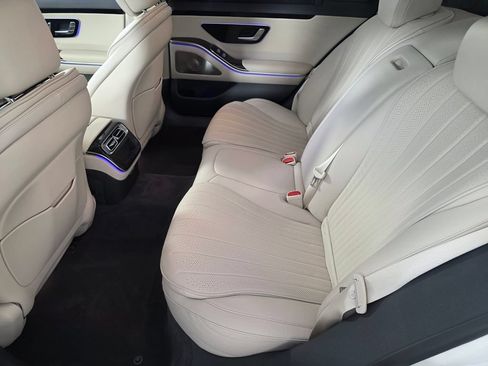 Certified 2022 Mercedes-Benz S 500 4MATIC image 14