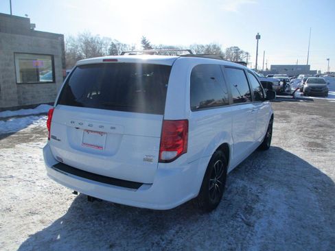 Used 2019 Dodge Grand Caravan GT image 5