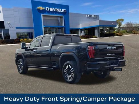 Used 2025 GMC Sierra 2500 Denali Ultimate image 6