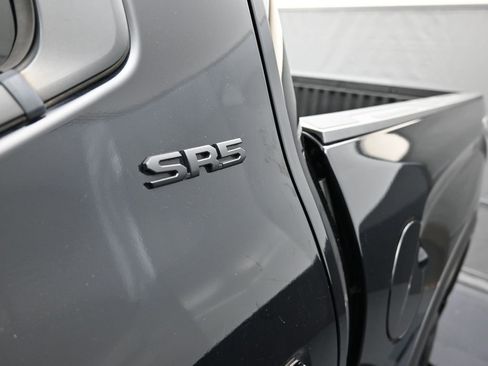 Used 2022 Toyota Tundra SR5 image 6