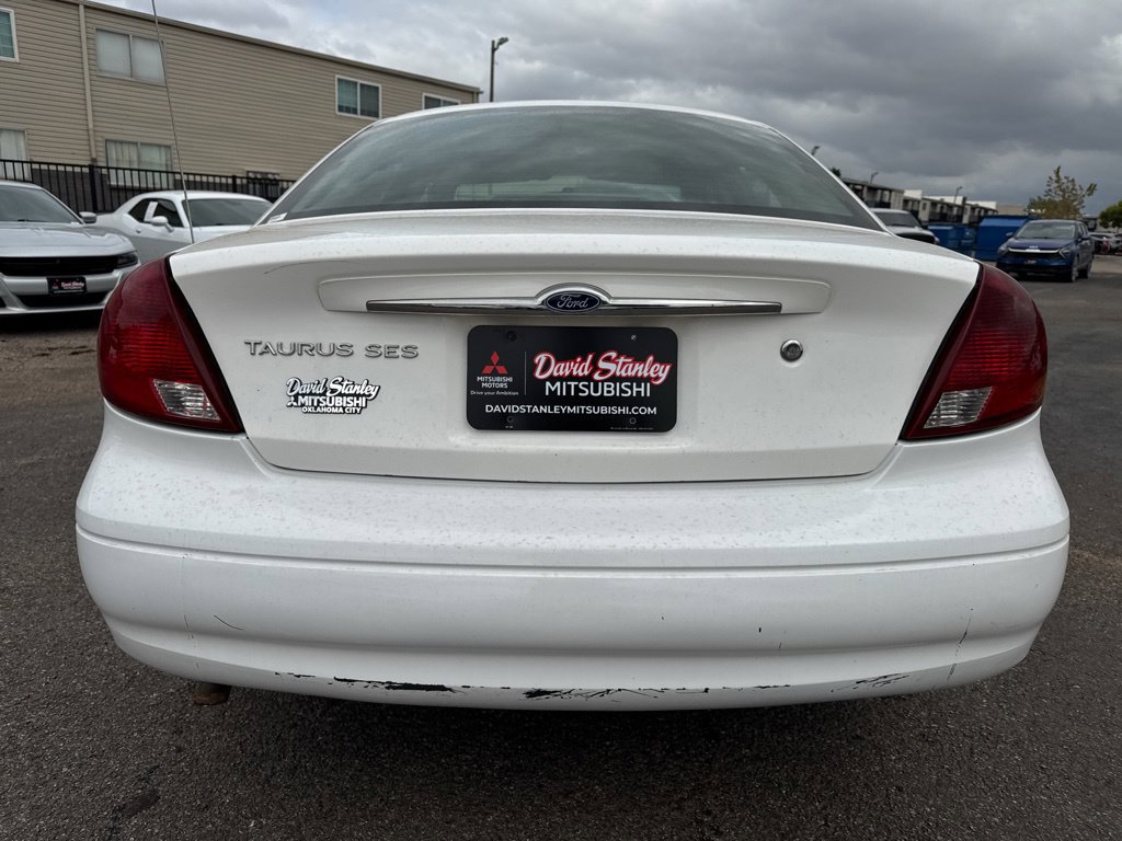Used 2003 Ford Taurus SES FWD image 5