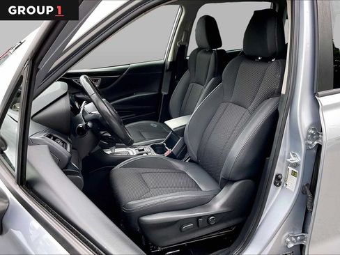 Used 2023 Subaru Forester Premium AWD/4WD image 8