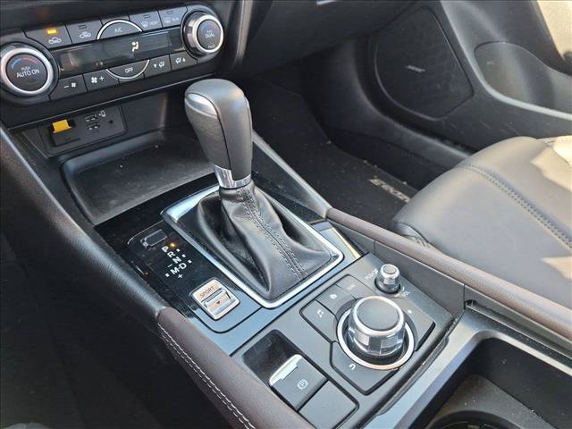 Used 2018 MAZDA MAZDA3 Touring FWD image 10
