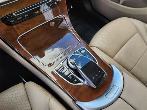 Used 2016 Mercedes-Benz GLC 300 image 17