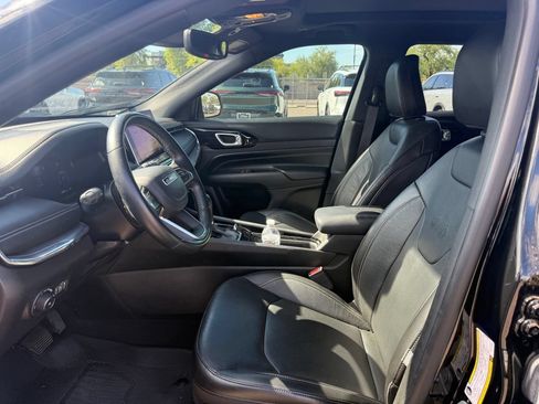 Used 2022 Jeep Compass High Altitude AWD/4WD image 13
