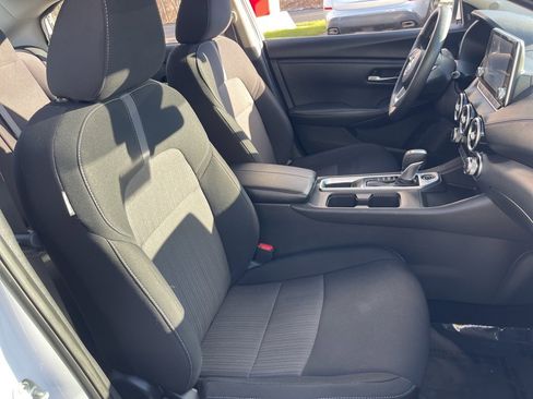 Certified 2023 Nissan Sentra SV image 17