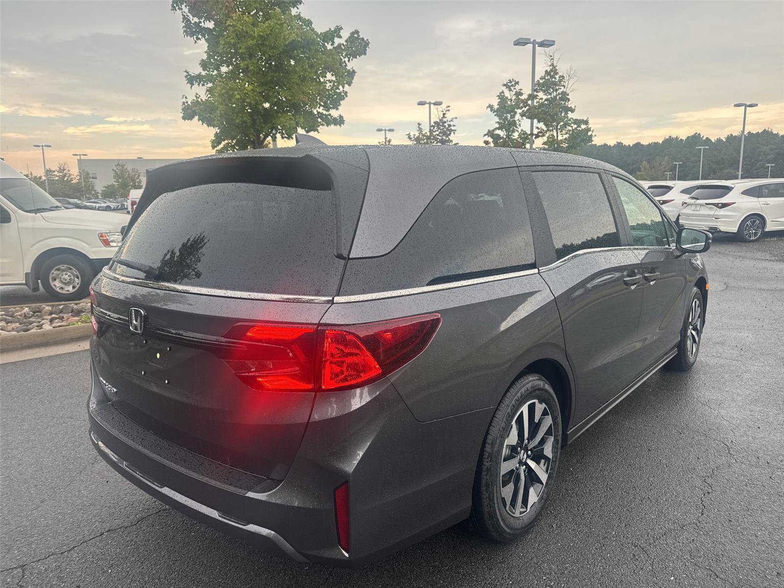 New 2027 Honda Odyssey EX-L image 7