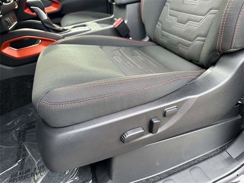 New 2026 Nissan Frontier PRO-4X w/ Pro-4x Convenience Package image 15