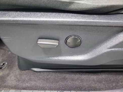 Used 2023 Ford F150 XLT w/ Trailer Tow Package image 36