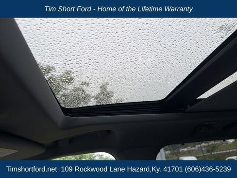 Used 2022 Ford Explorer Limited w/ Limited Technology Package AWD/4WD image 22