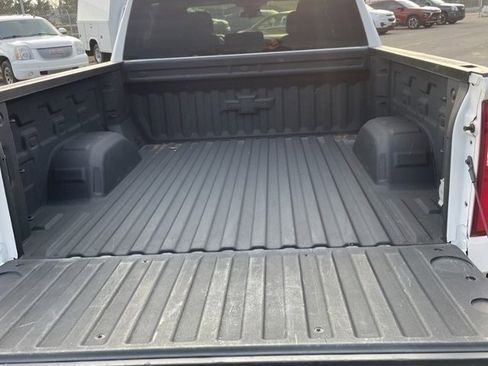 Used 2022 Chevrolet Silverado 1500 RST image 5