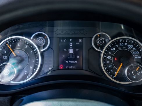 Used 2019 RAM 2500 Tradesman AWD/4WD image 19