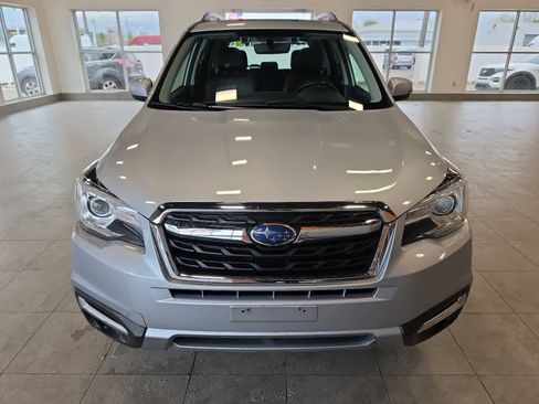 Used 2017 Subaru Forester 2.5i Touring AWD/4WD image 3