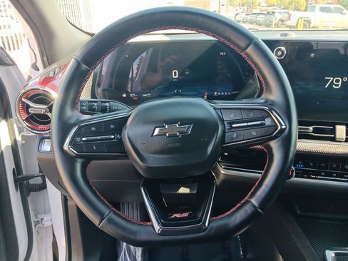 Used 2025 Chevrolet Equinox RS w/ Safety and Technology Package AWD/4WD image 14