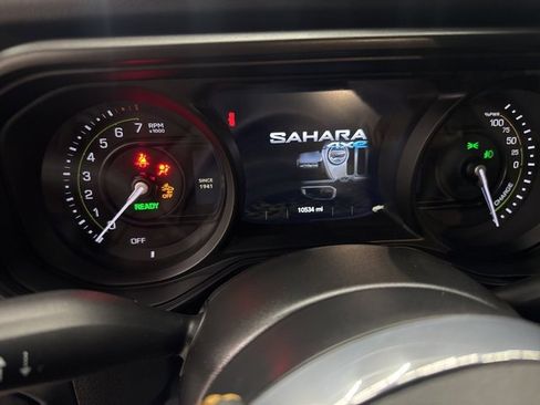 Used 2024 Jeep Wrangler Unlimited Sahara w/ Safety Group image 6