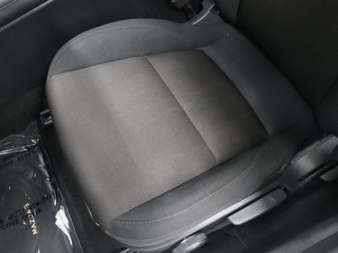Used 2019 MAZDA MAZDA3 Sedan FWD image 12